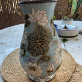 Ceramic vase with flower pattern