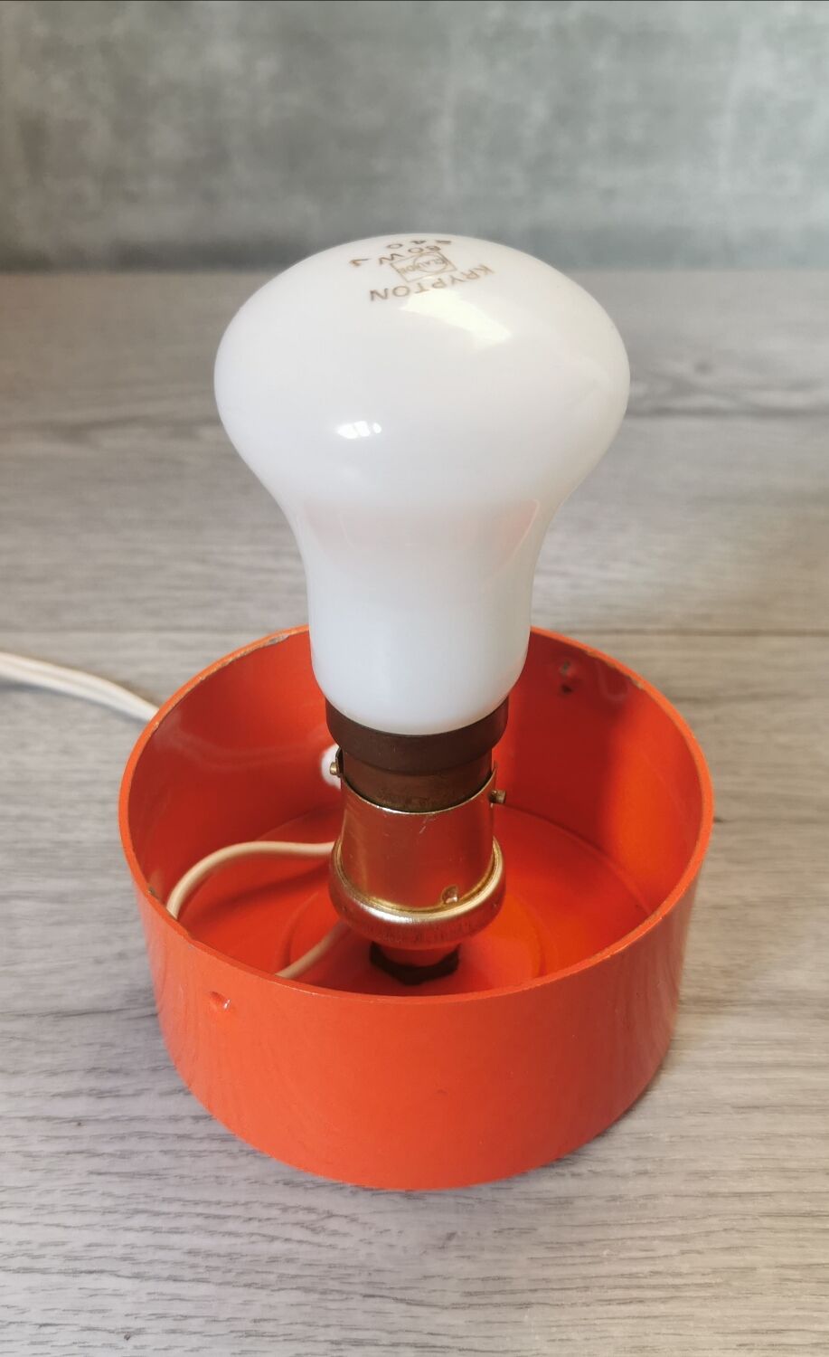 Vintage lamp brand delmas