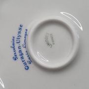 Bonbonnière en porcelaine à décor de paon, 18 cm