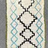 Moroccan arzilla berber rug