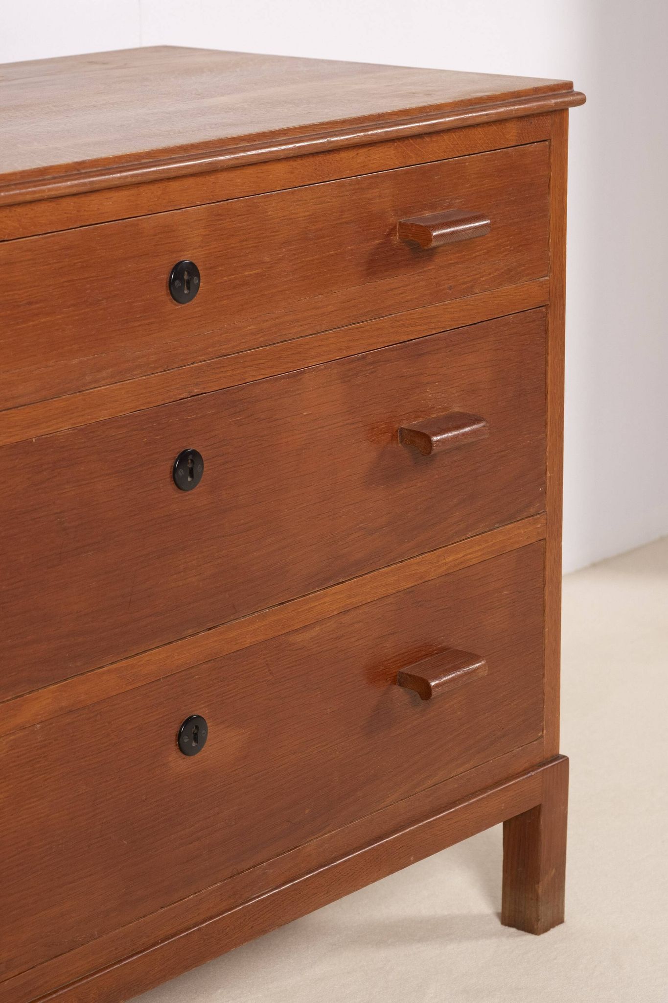 Commode Funkis des années 1930 en chêne, Suède