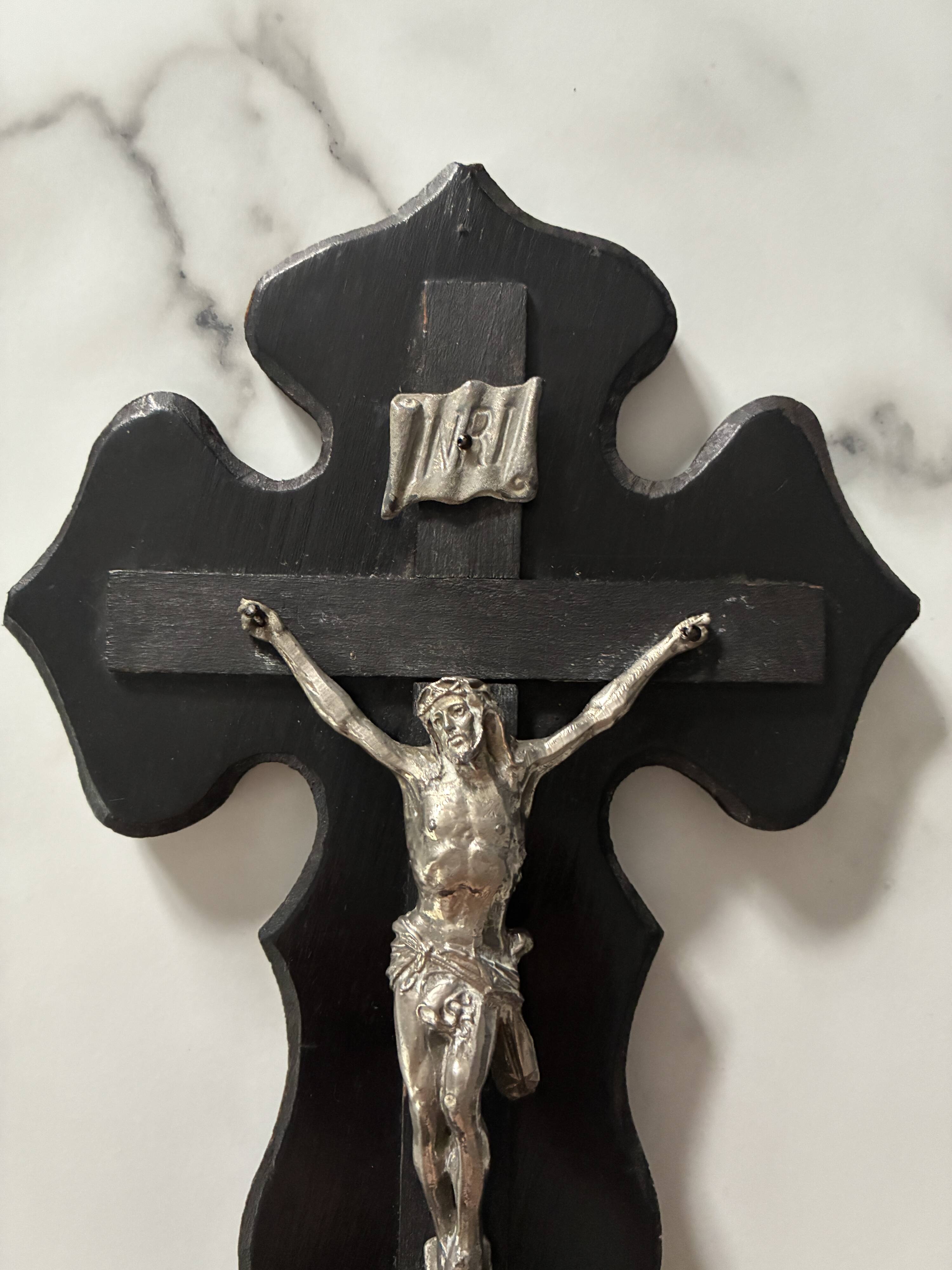 Ancient crucifix 36.5 cm on a base