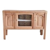 Old buffet