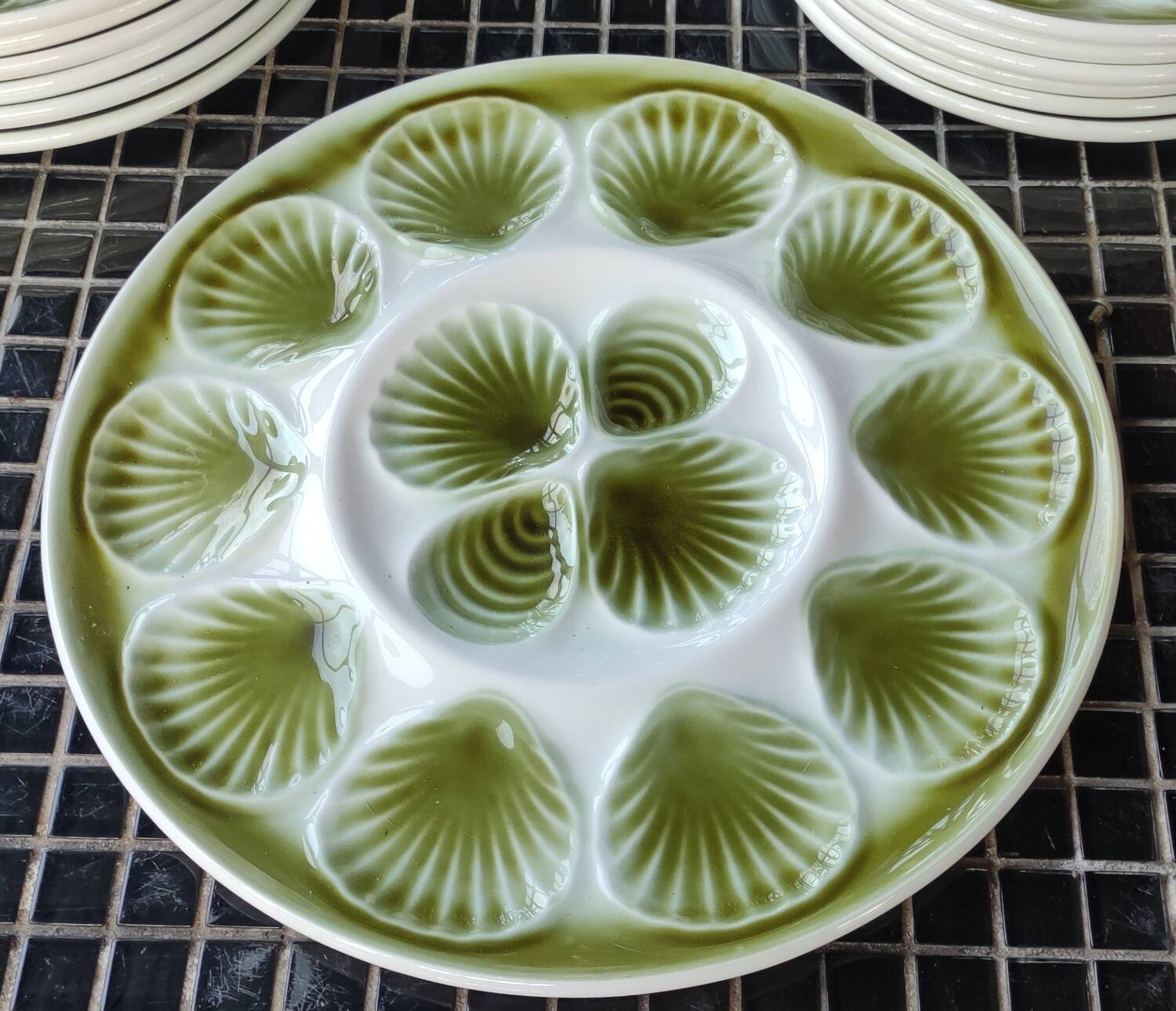 Former Moulin des Loups oyster barbotine service