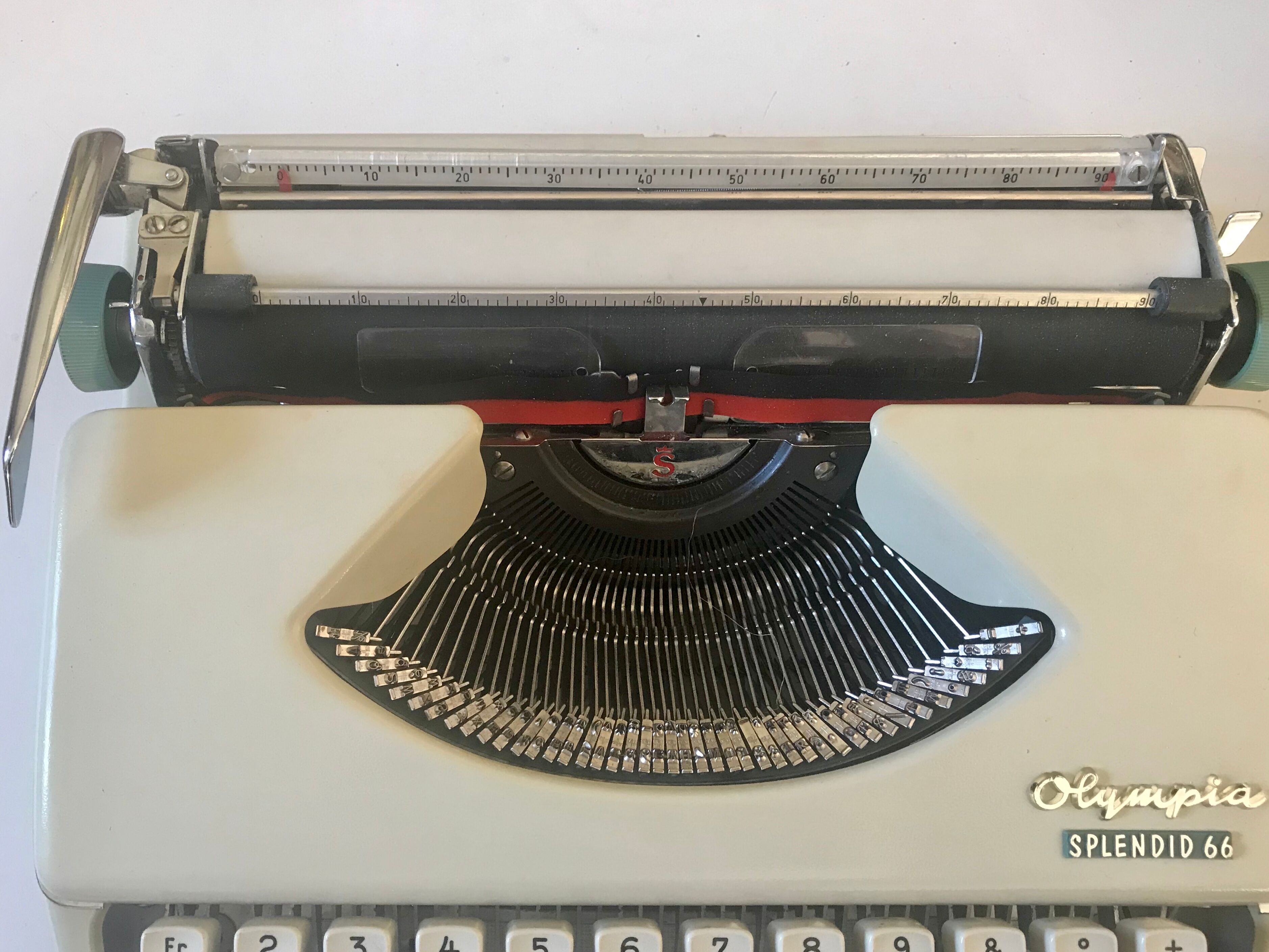 Typewriter Olympia 66