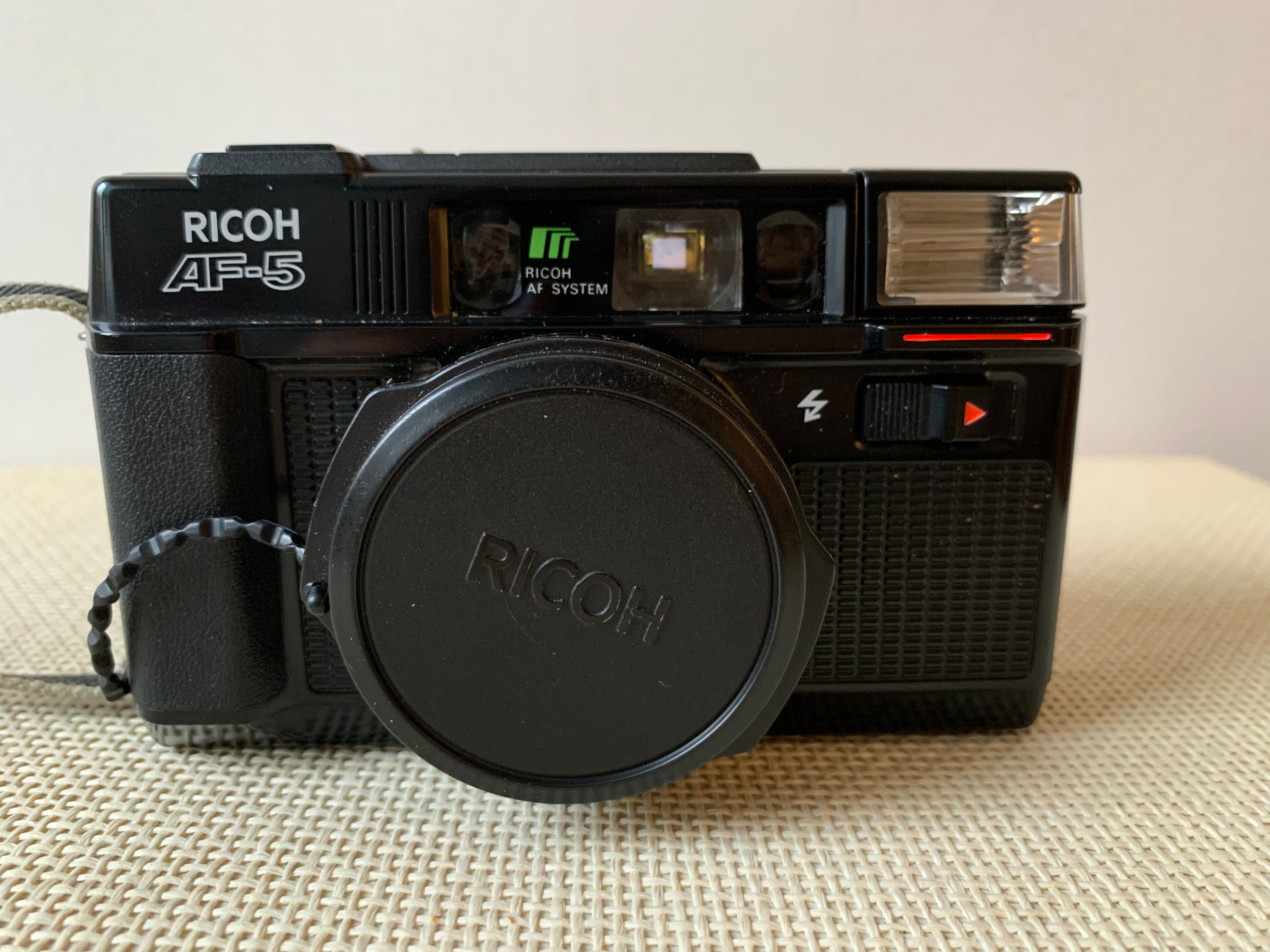 Ricoh af-5 80s camera