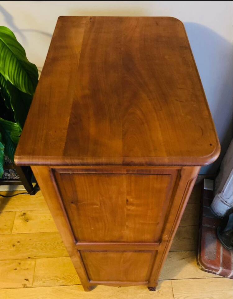 St Louis XV weekly mid-20th century in solid cherry wood, French made.