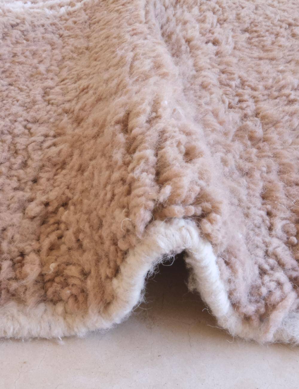 Contemporary Moroccan Rug - 300 x 222 cm