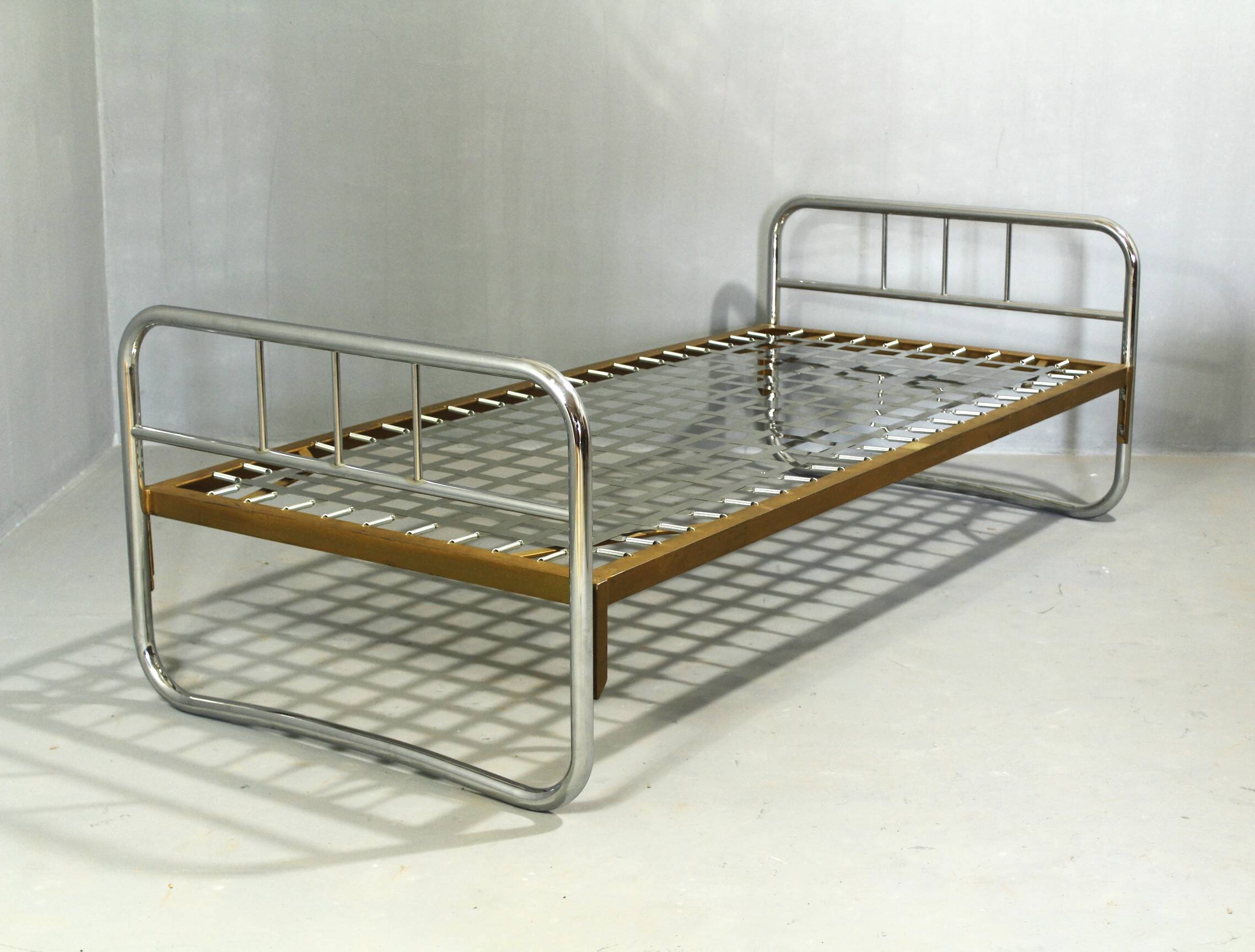 Lit Bauhaus