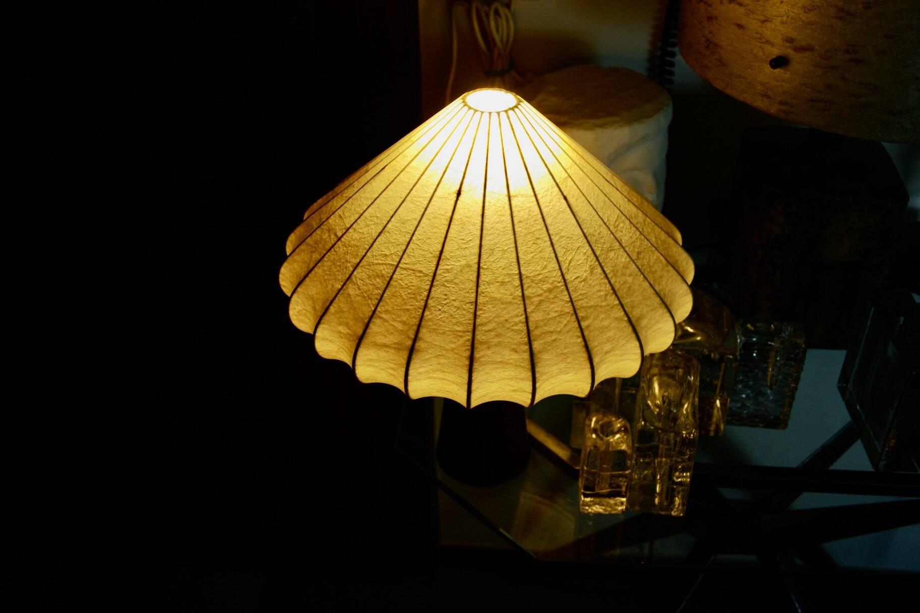 Vintage cocoon mahogany table lamp attributed to achille castiglioni 1960