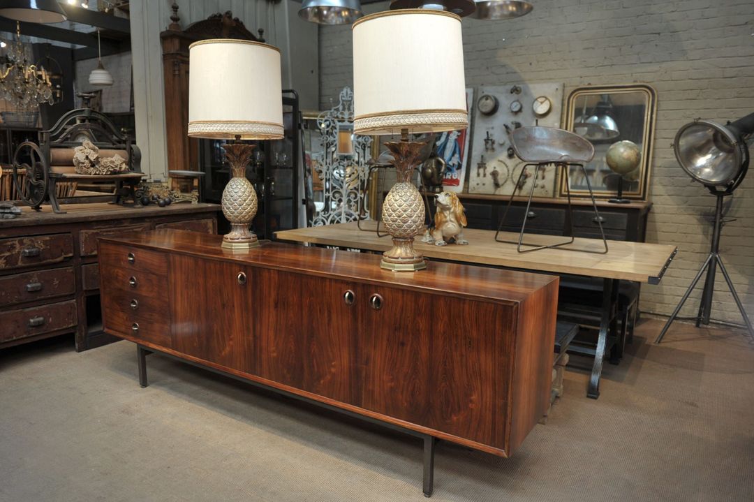 Rosewood row France 1970