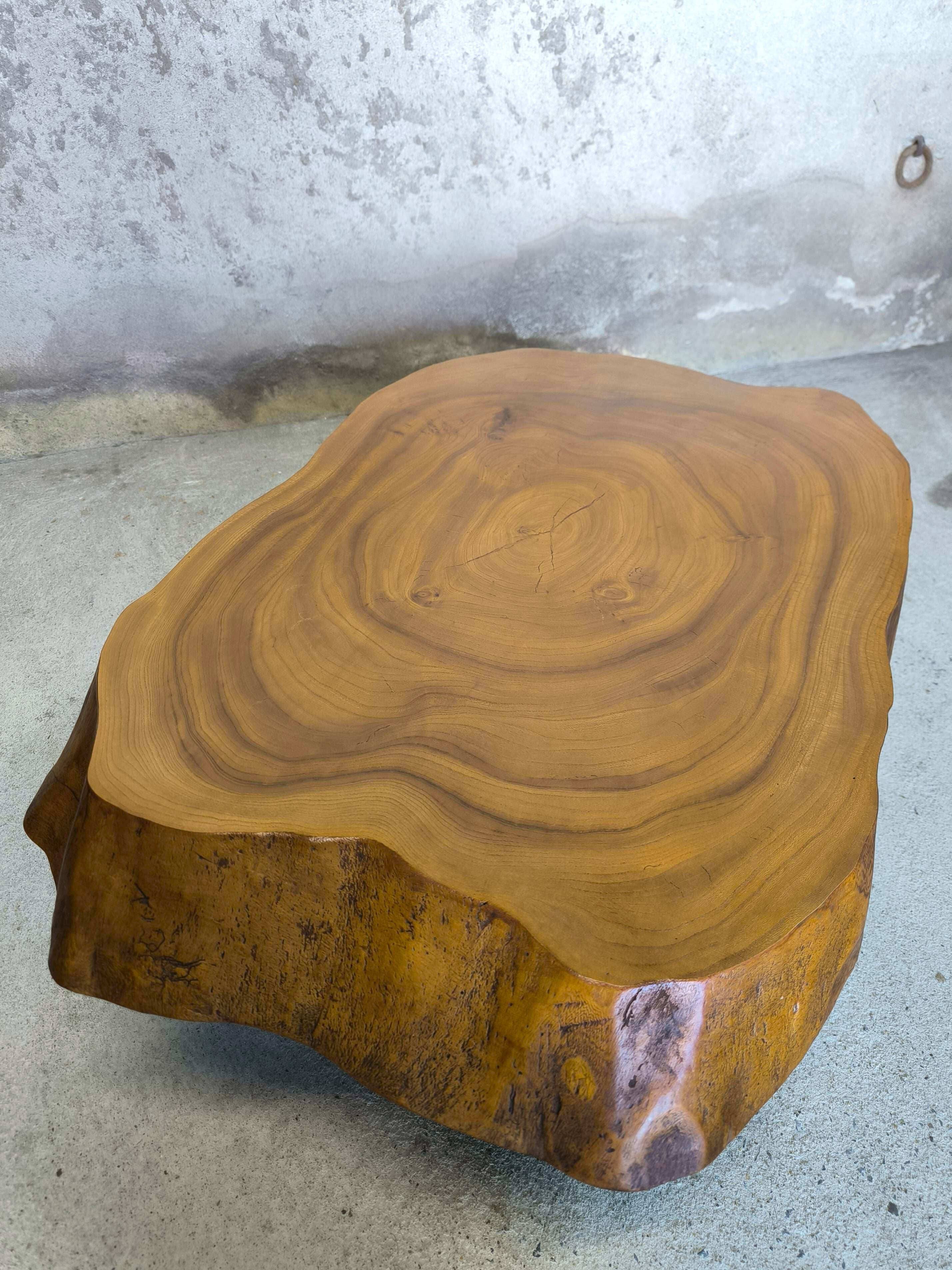 Coffee table, tree trunk top