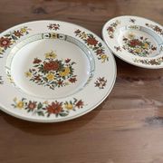 12 deep plates and serving platter Villeroy & Boch Summer Day