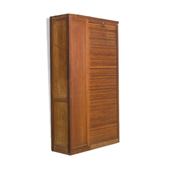Large stained oak curtain cabinet with 2 shelves