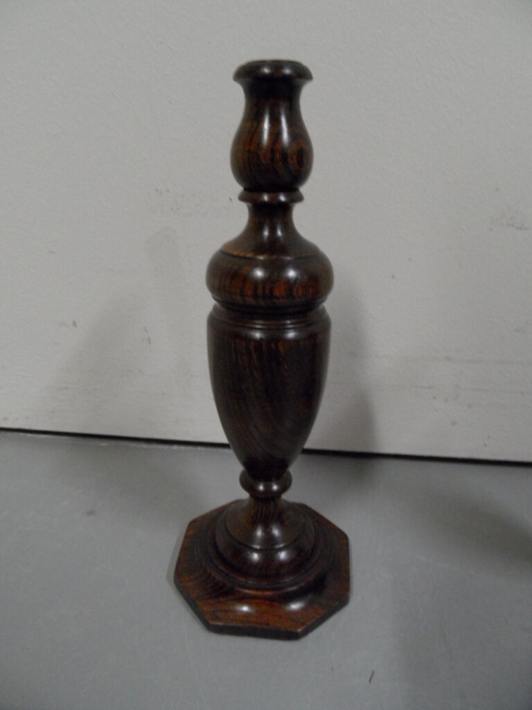 Bougeoirs en bois des années 30