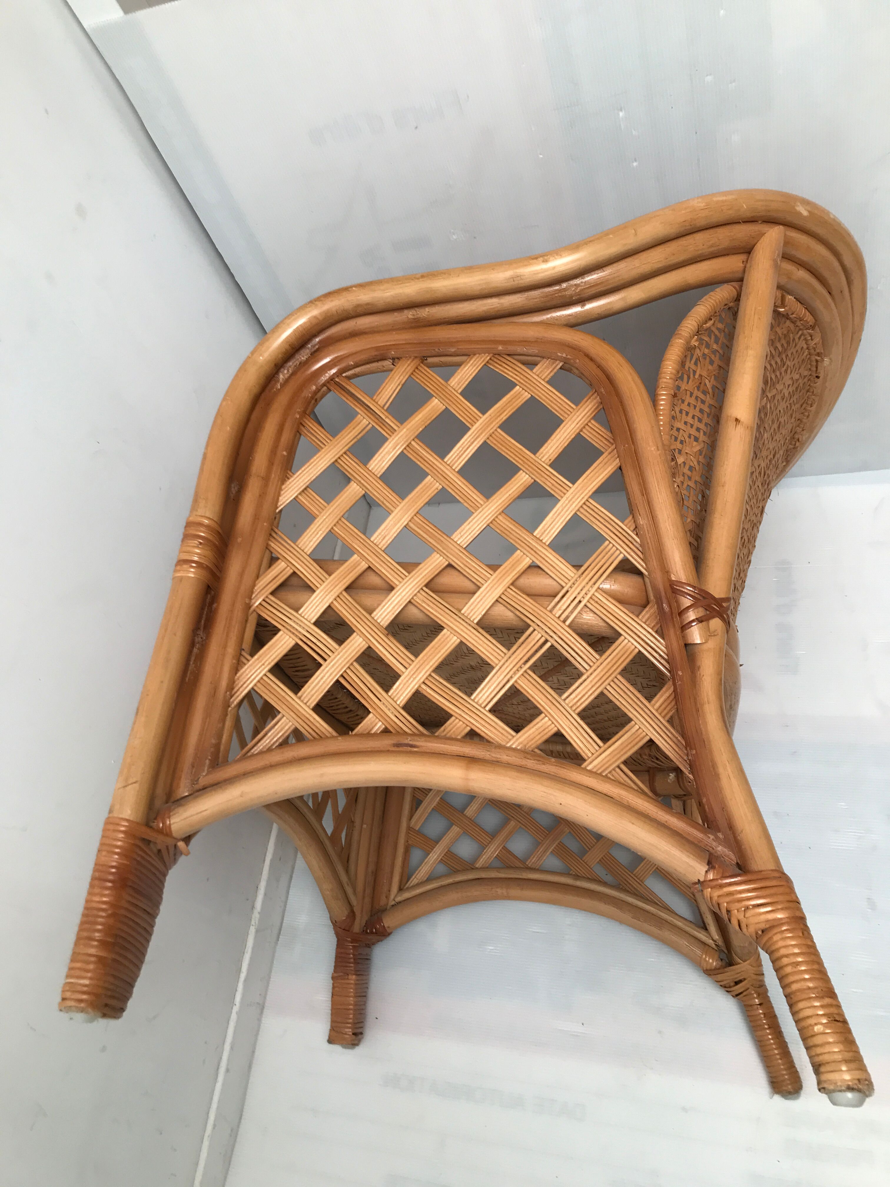 Canning rattan chair and vintage foot rests