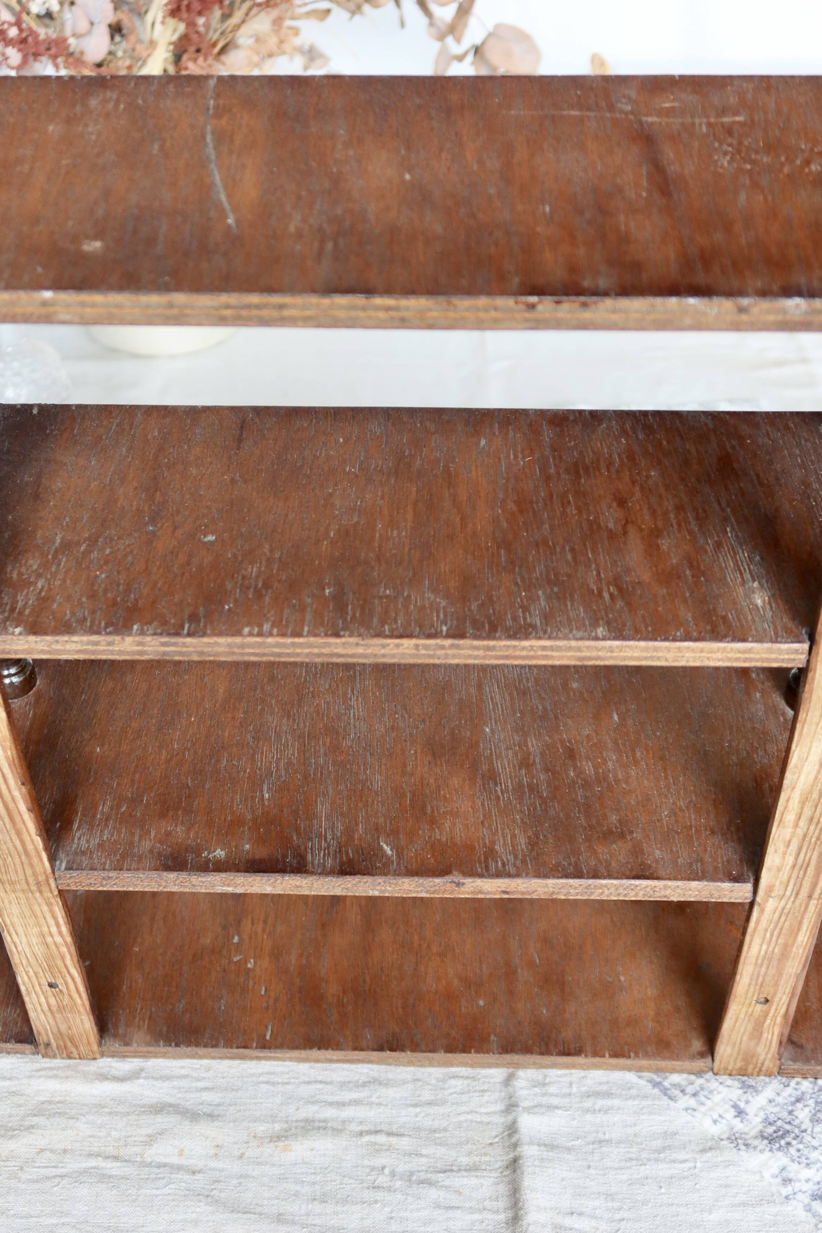 Vintage wooden wall shelf - Wall mounted or freestanding