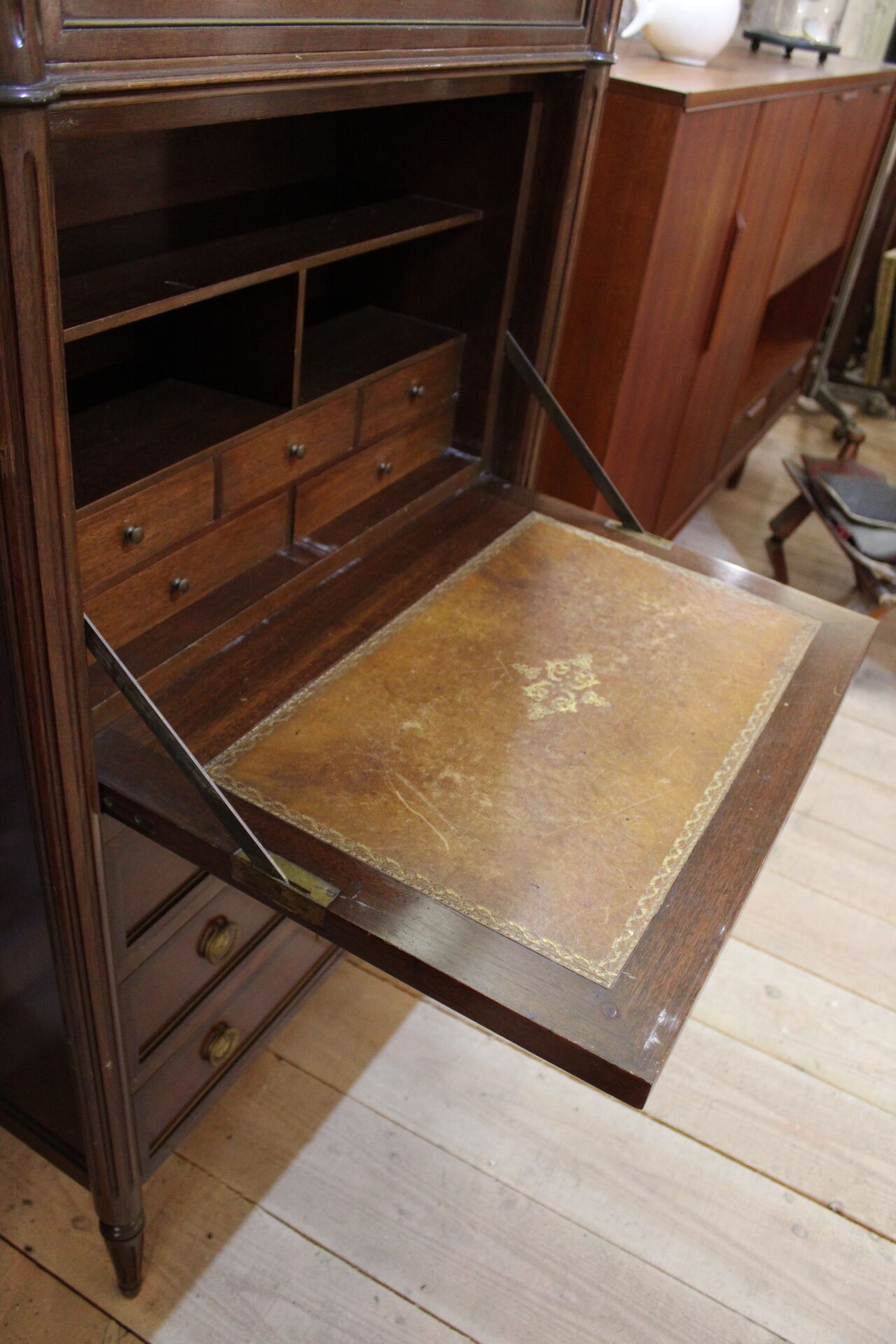 Former secretary on marble