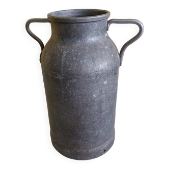 Milk pot