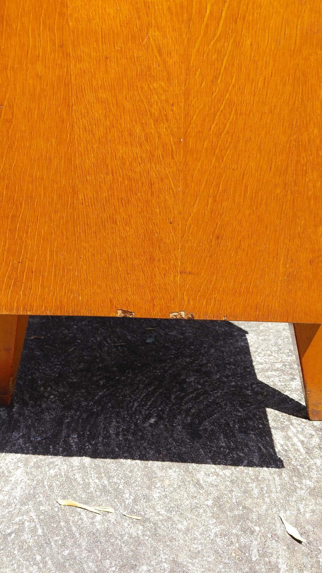 Compass leg desk