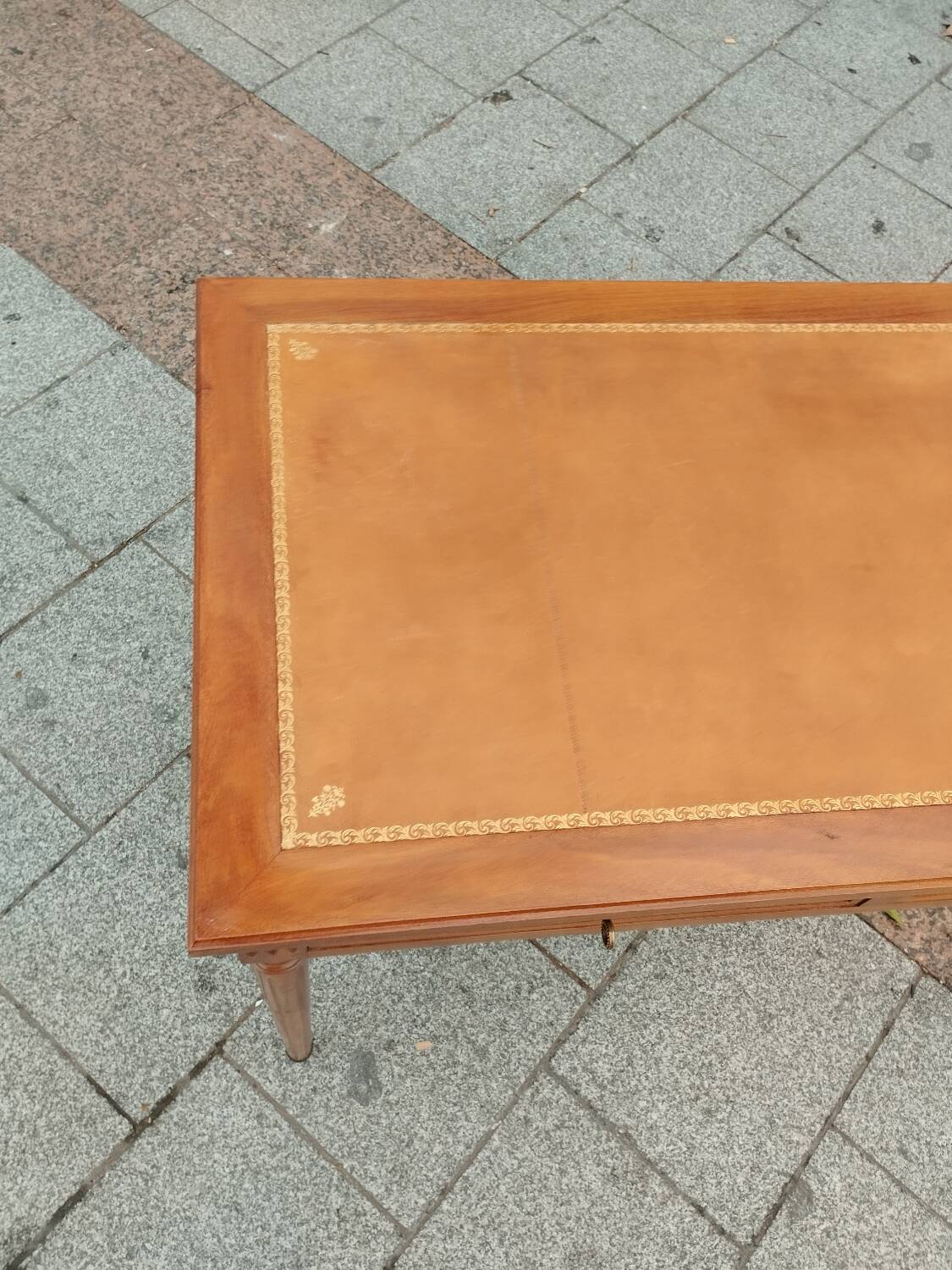 Antique flat desk in Louis XVI style