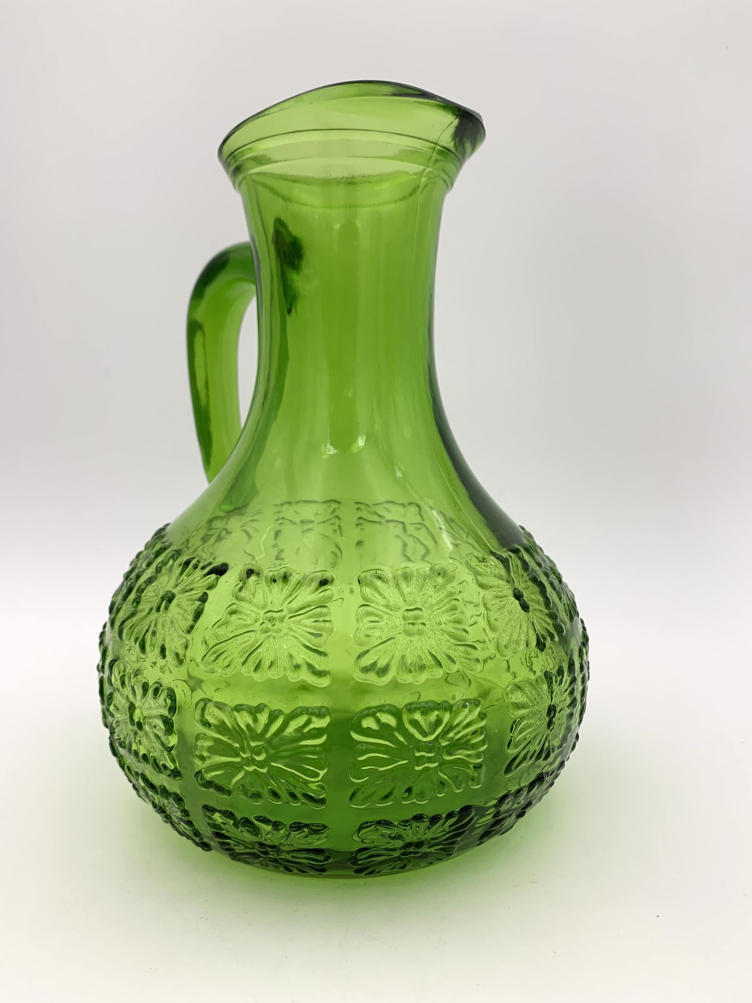 Vintage glass pitcher, chlorophyll green, Italy - 1960s-1970s.