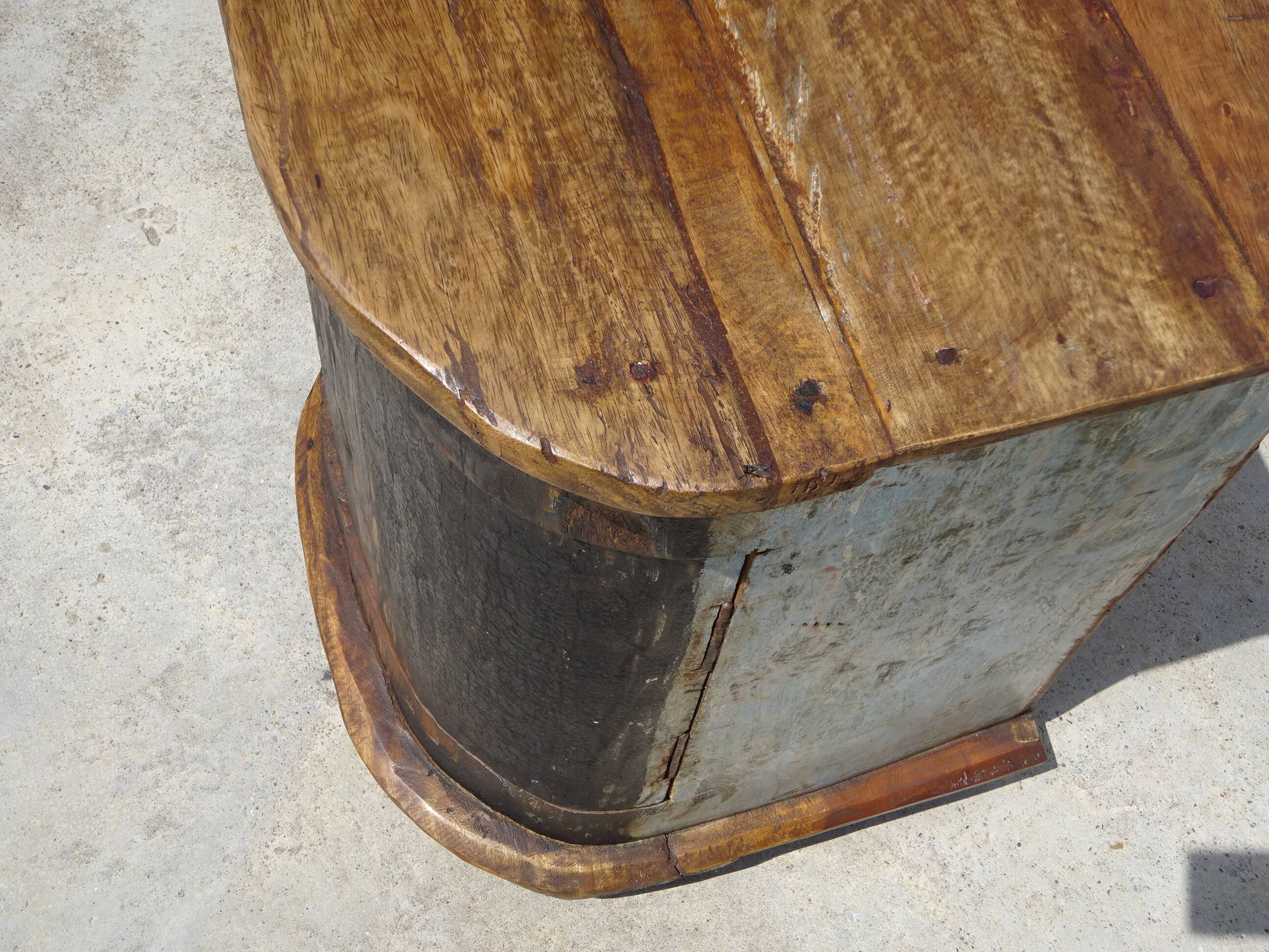 Small buffet in solid teak