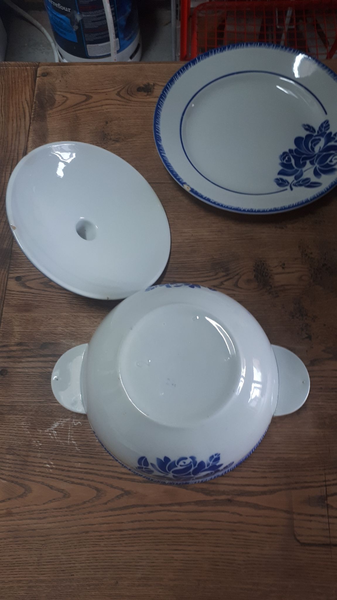 Série de plats Badonviller Fleurs bleues