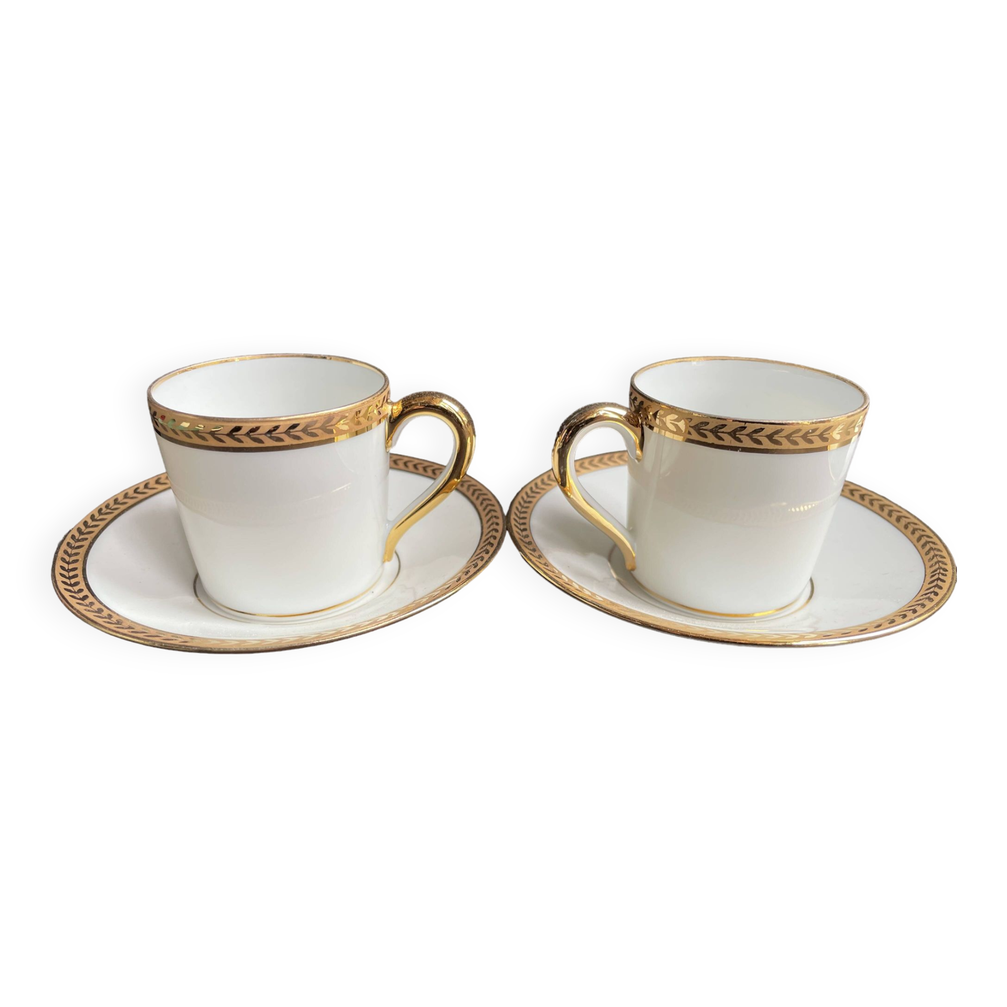 4 Moka Cups and their saucer – Limoges Porcelain