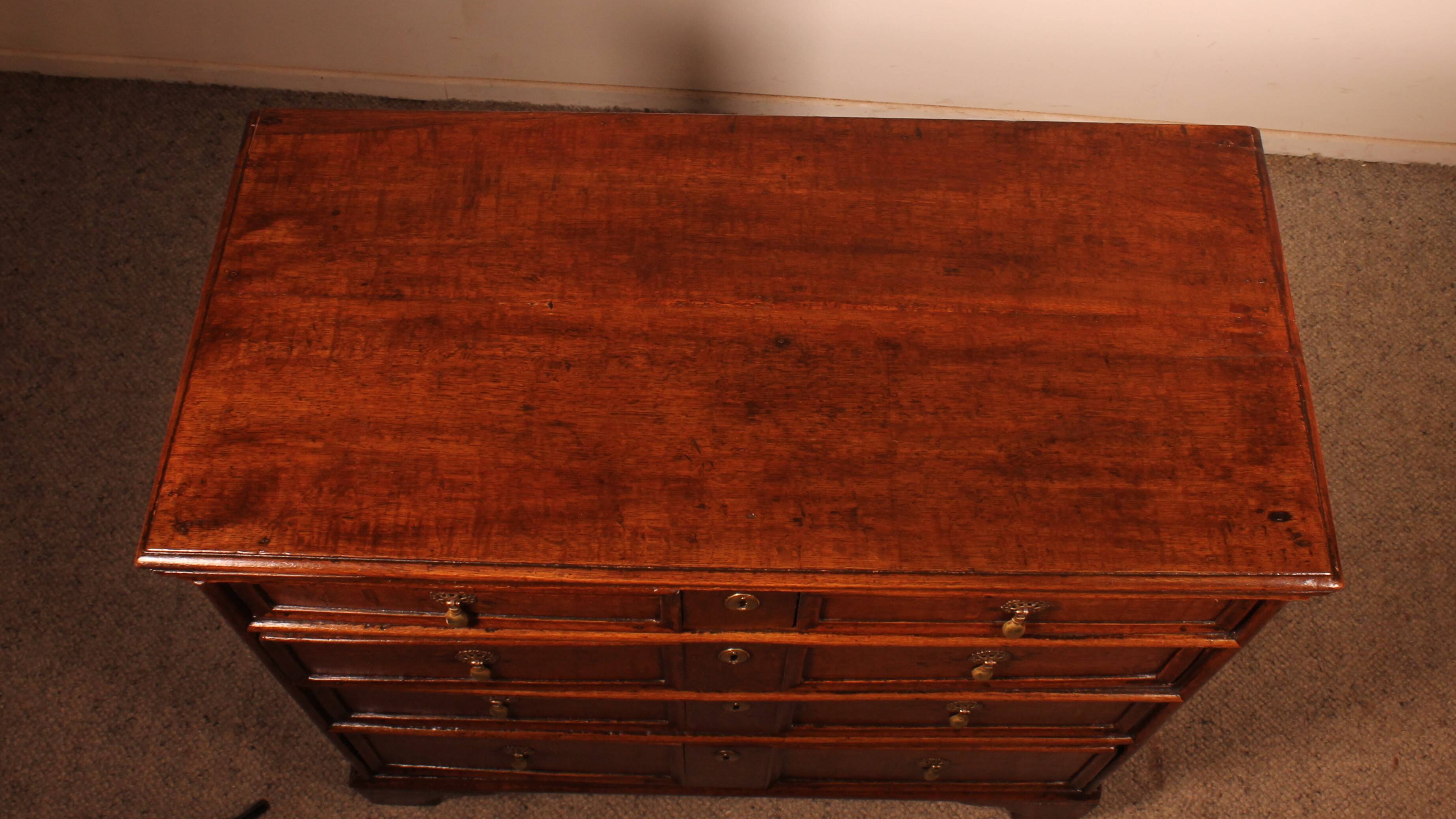 17th Century Oak Chest of Drawers - England