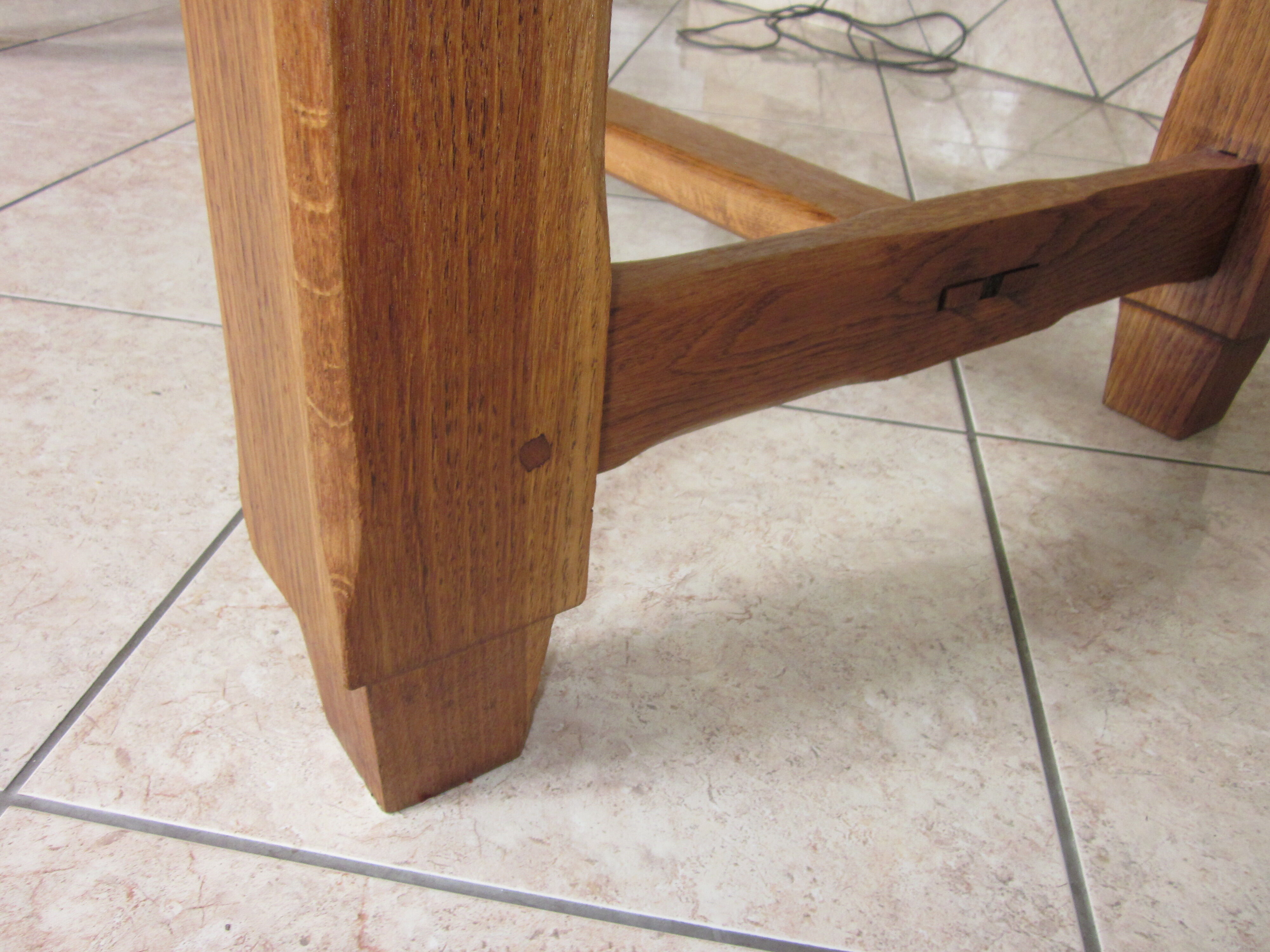 Farmhouse table in solid oak