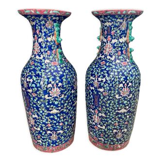 Paire de vases chinois en porcelaine de fin 19è siècle