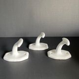 Set of 3 porcelain hooks