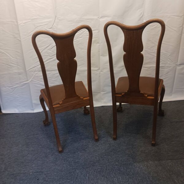chaises chippendale style Queen Anne environ 1920