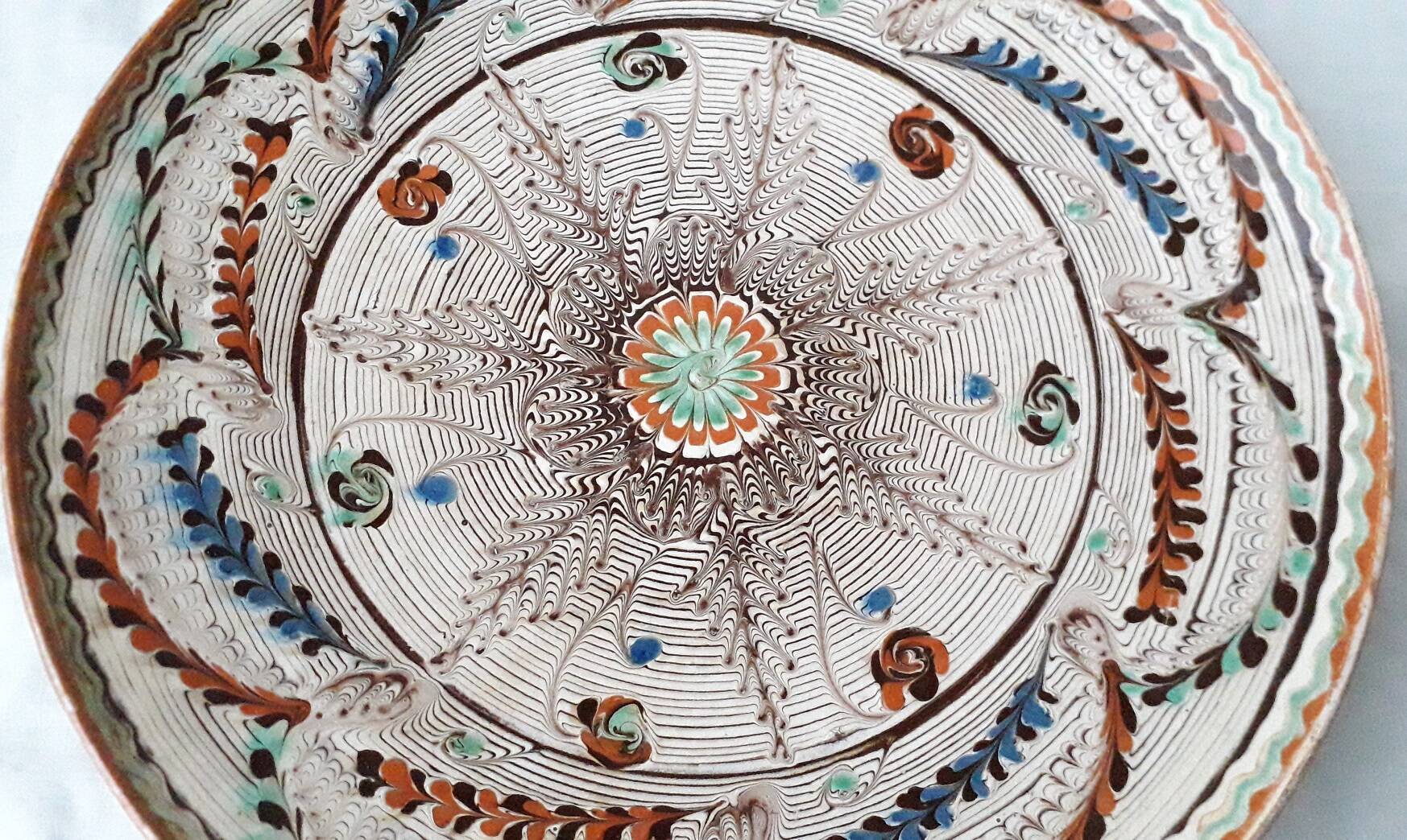 Horezu decorative plate