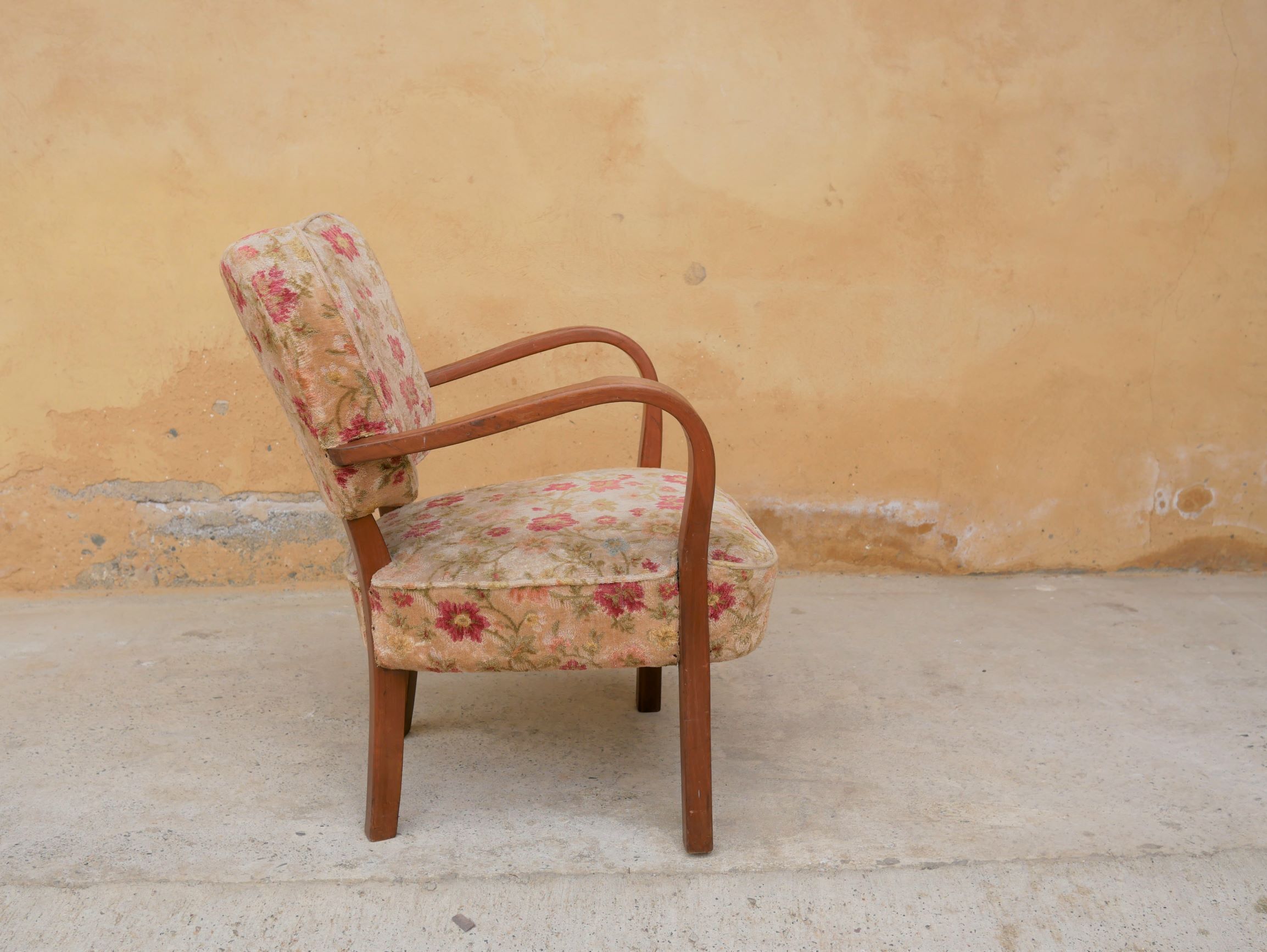Vintage cocktail chair