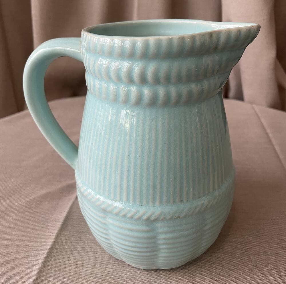 Turquoise blue barbotine pitcher st clement willow model