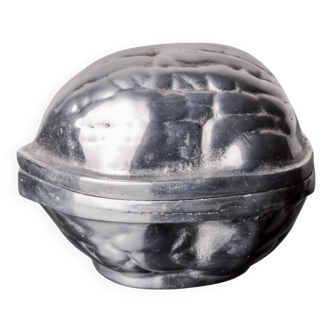 "Nut" jewelry box, aluminum, Italy, 1980