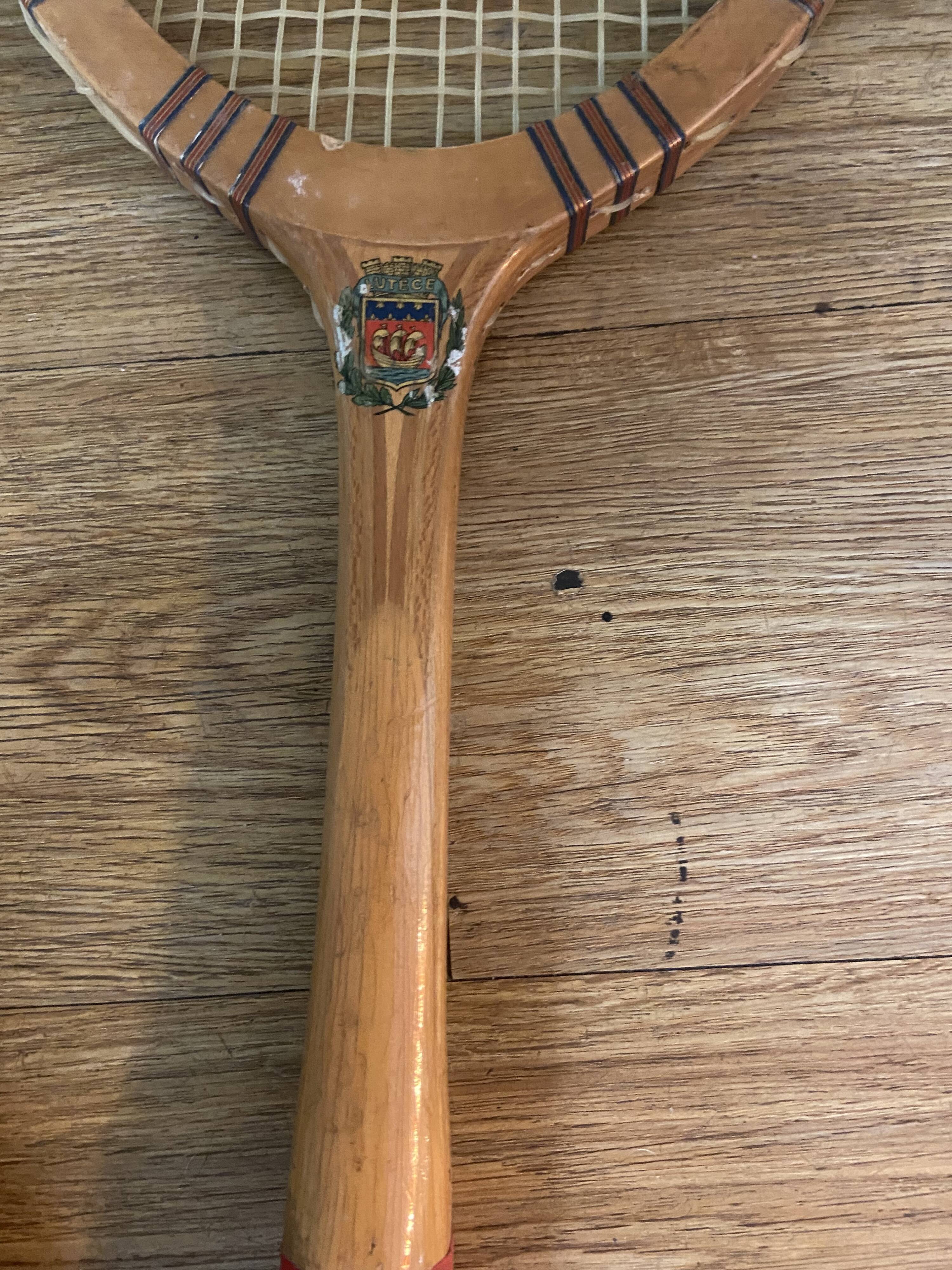 Paire de raquettes de tennis en bois années 50