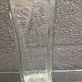 Carafe verre moulée