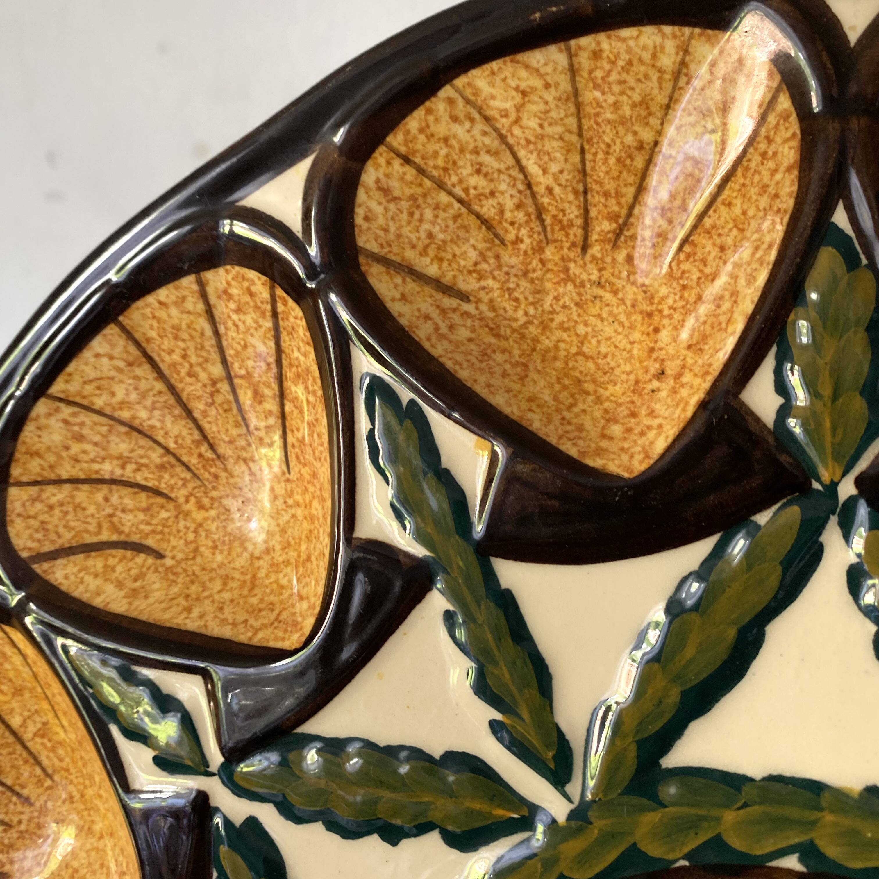 Vintage St Jean de Bretagne oyster dish