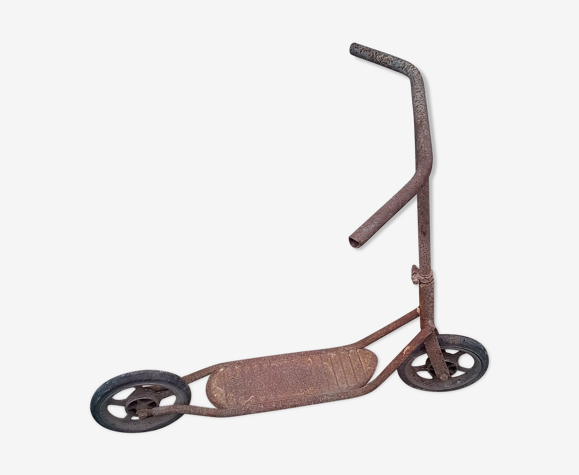 Former iron scooter