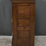 Small Oak Icebox – Early 20th Century