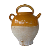 Poterie ancienne, cruche à eau