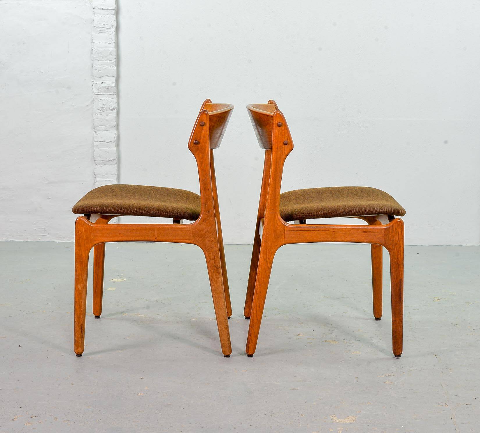 Erik Buch Danish Design Teak Dining Chairs for Oddense Maskinsnedkeri 1960s