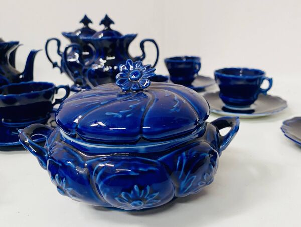 Service a thé café Art Déco en faïence polychrome XX siècle