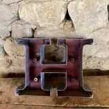 Letter metal H