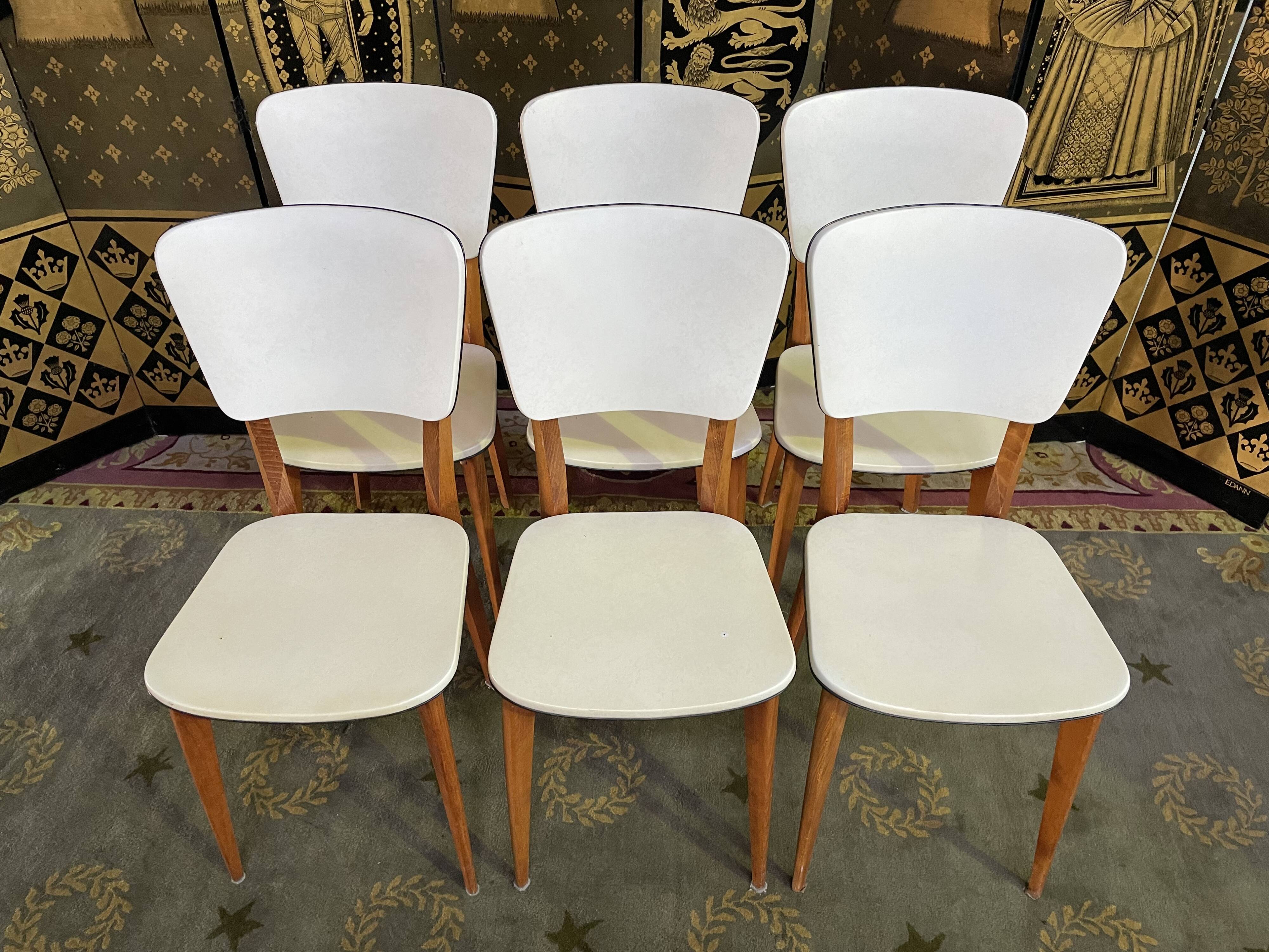 Suite of 6 vintage chairs in white Skaï