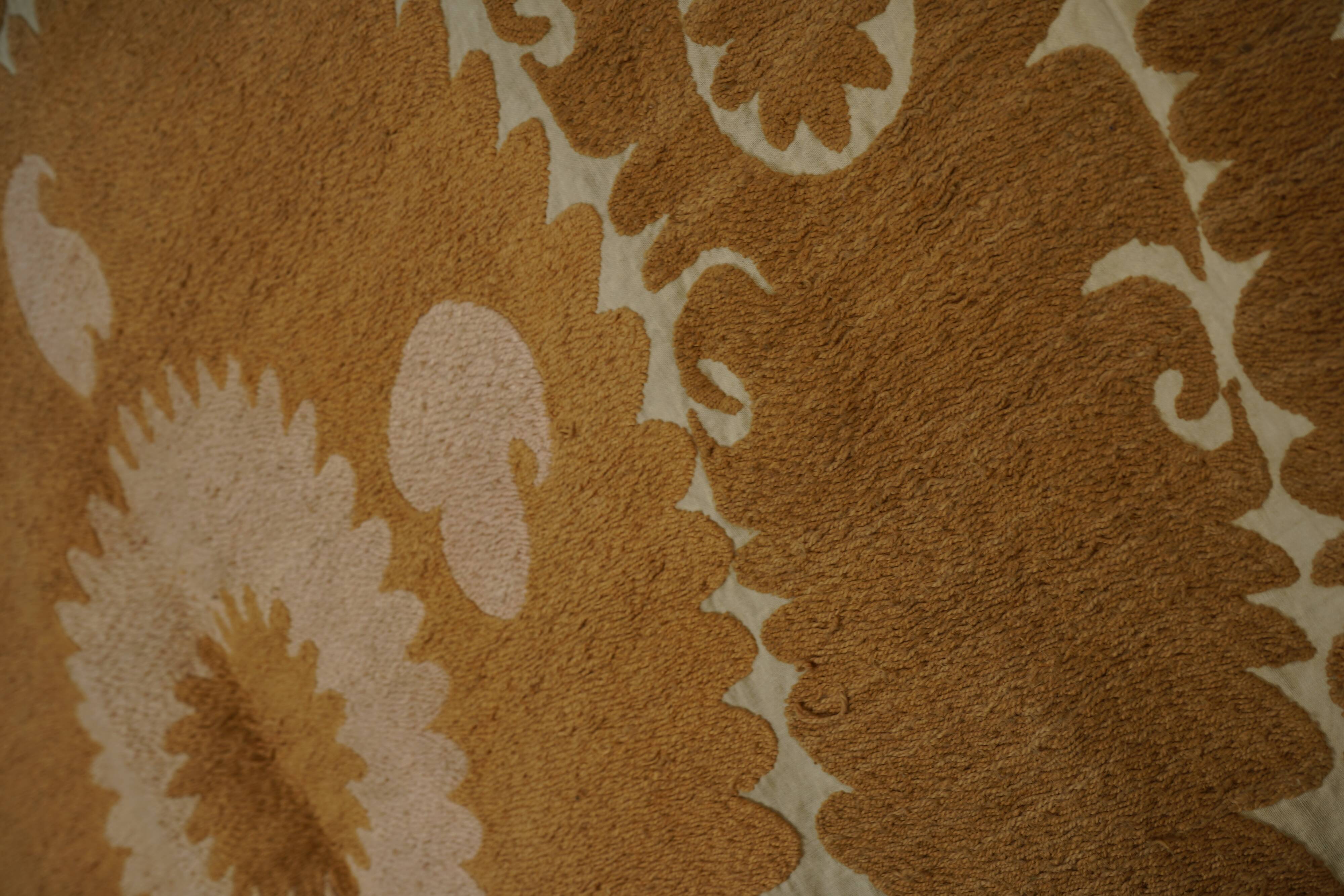 Vintage Turkish hand-knotted rug 124x136 cm