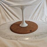 Table basse Tulipe Saarinen pour Knoll ovale marbre
